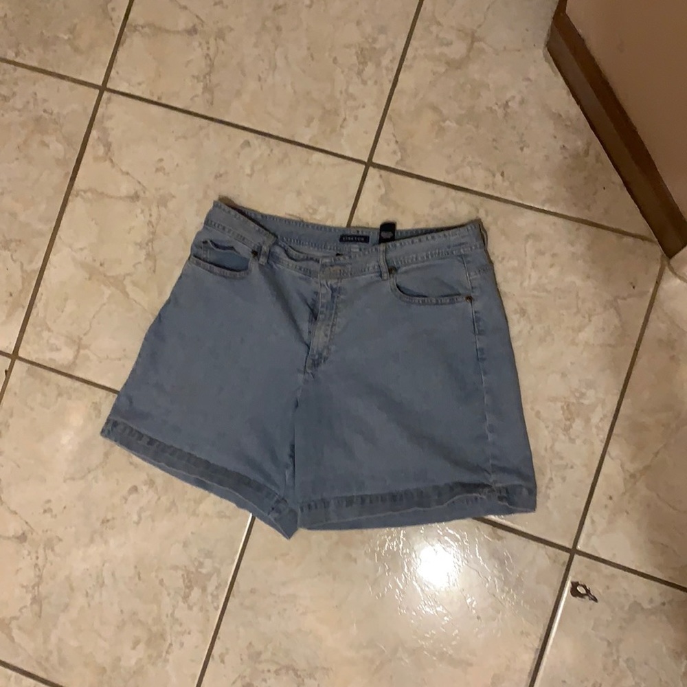 Light wash denim shorts